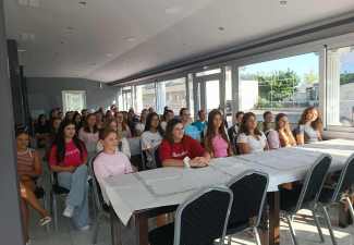 9f700eeb-4e37-42a8-8252-1cd49df41d75